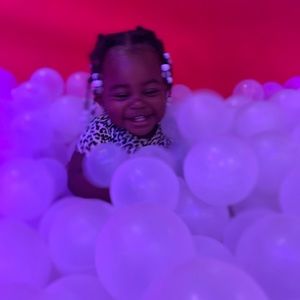 Meet your Posher, Jasmine